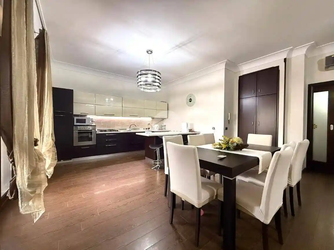 Appartamento in vendita a Giugliano in Campania