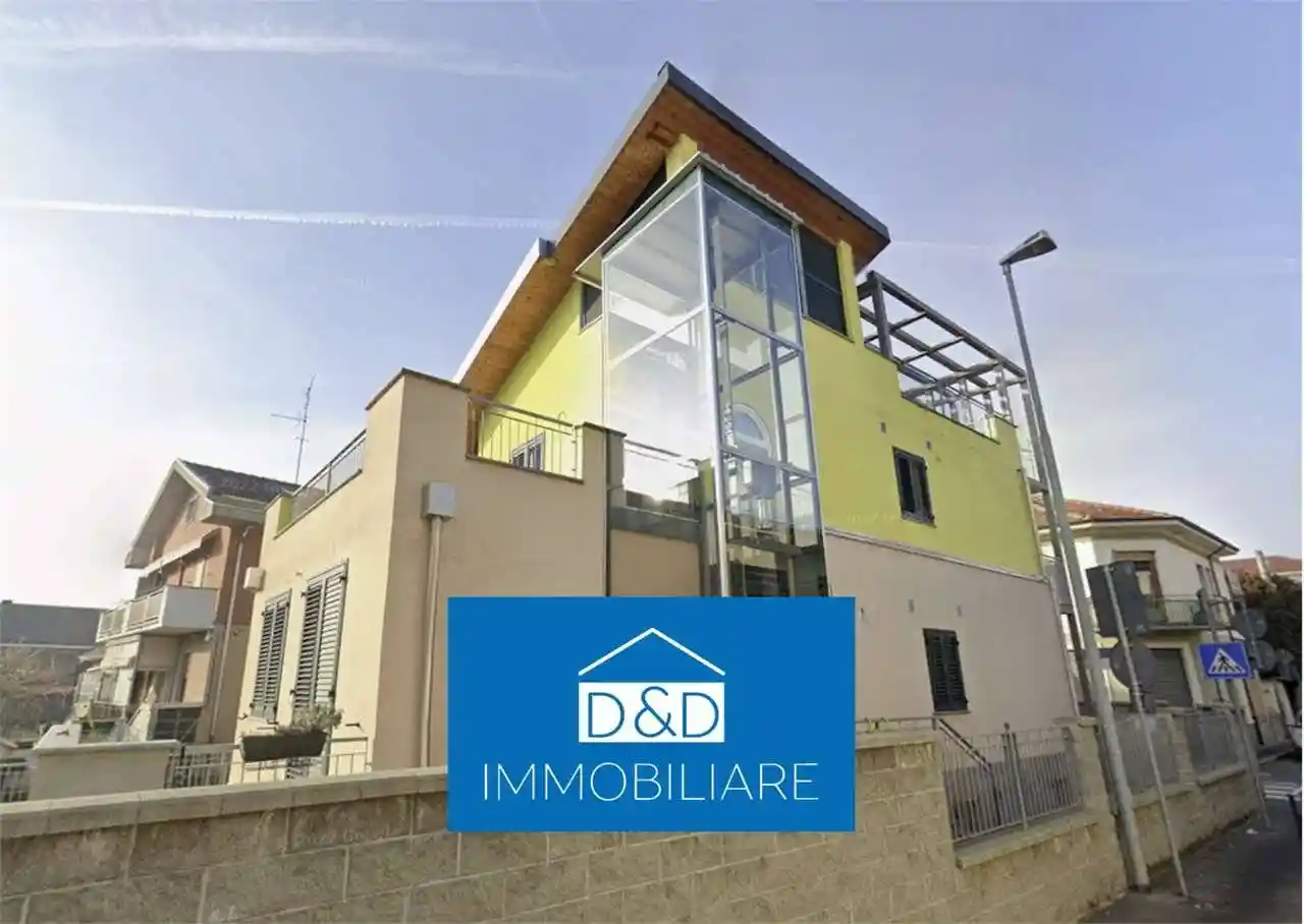 Villa in vendita a Grugliasco