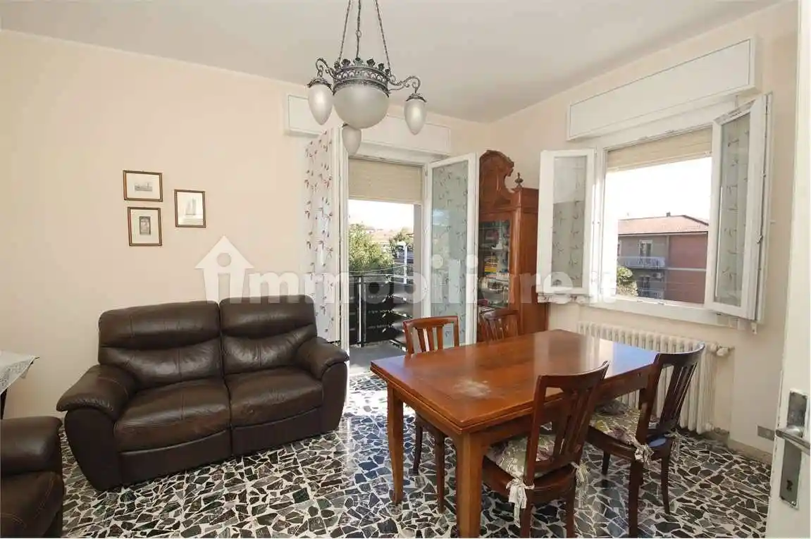 Appartamento in vendita a Modena