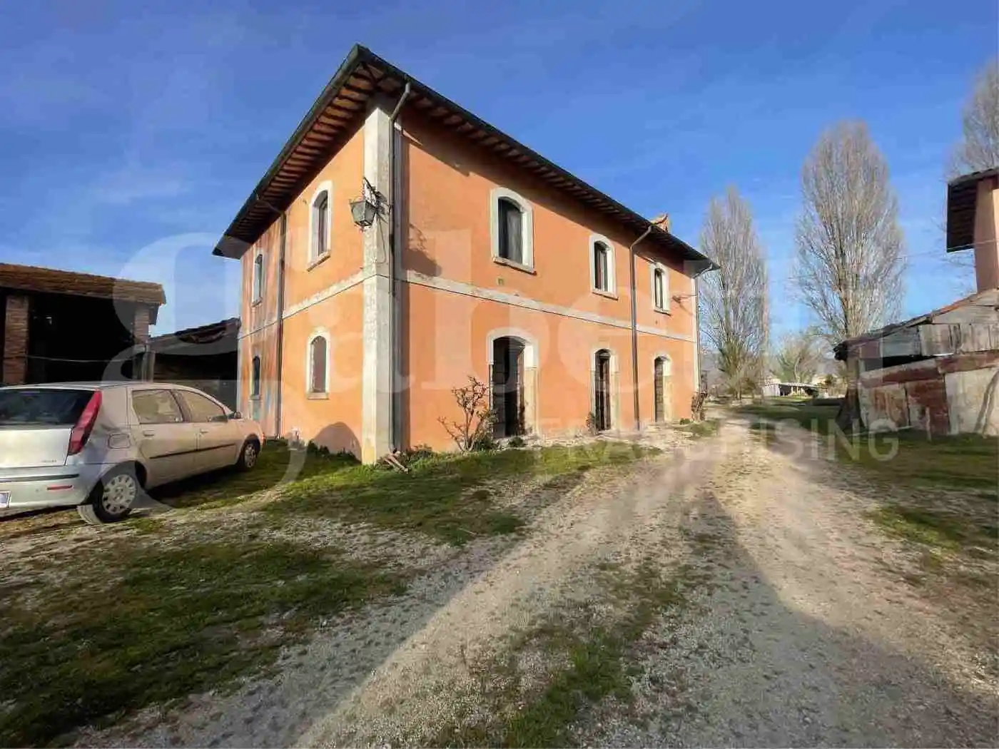 Casa indipendente in vendita a Rieti