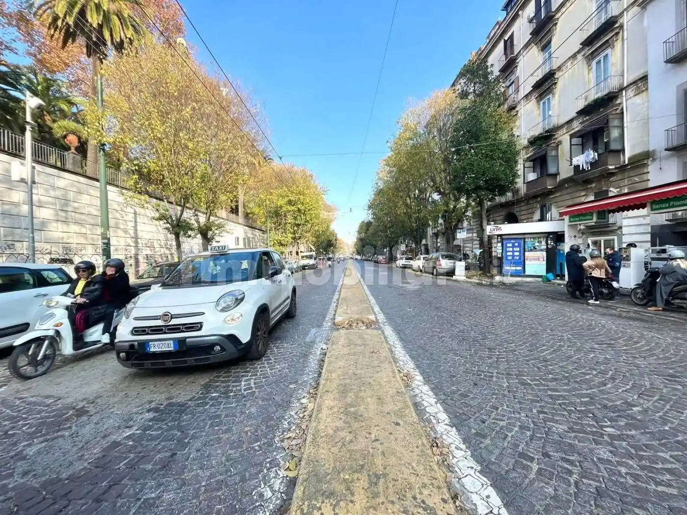 Appartamento in vendita a Napoli