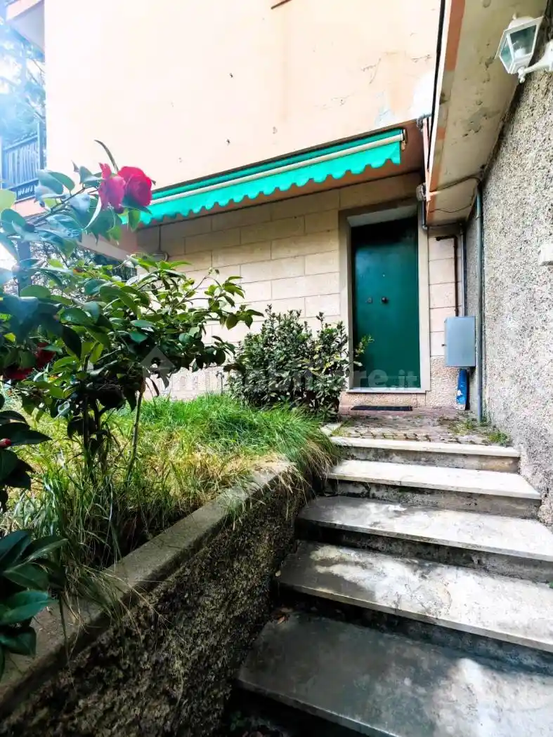 Appartamento in affitto a Genova