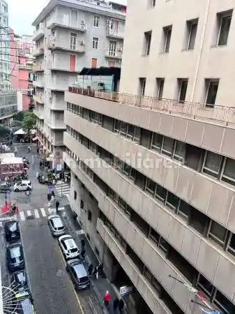 Appartamento in vendita a Napoli