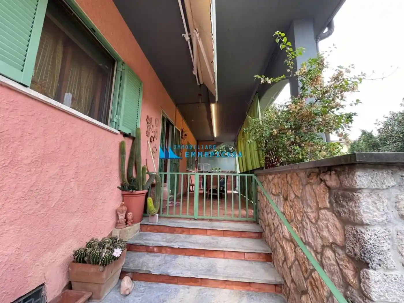 Villetta a schiera in affitto a Montignoso