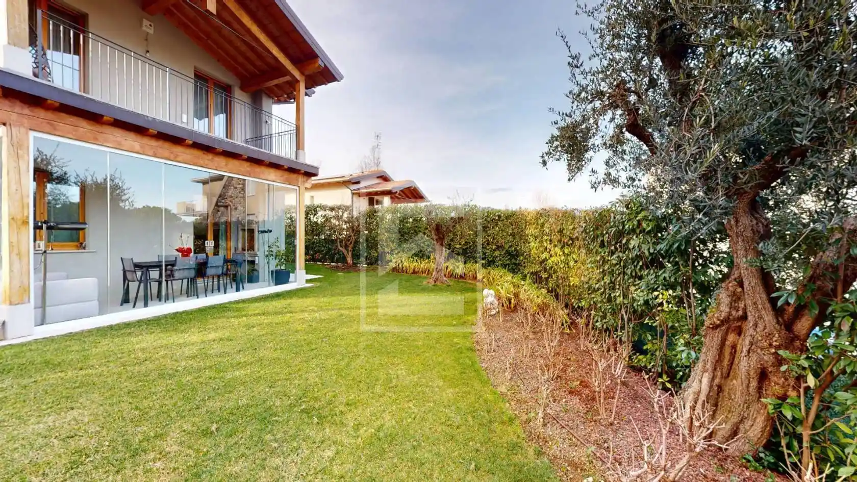 Villa in vendita a Soiano del Lago