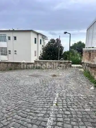 Appartamento in affitto a Napoli