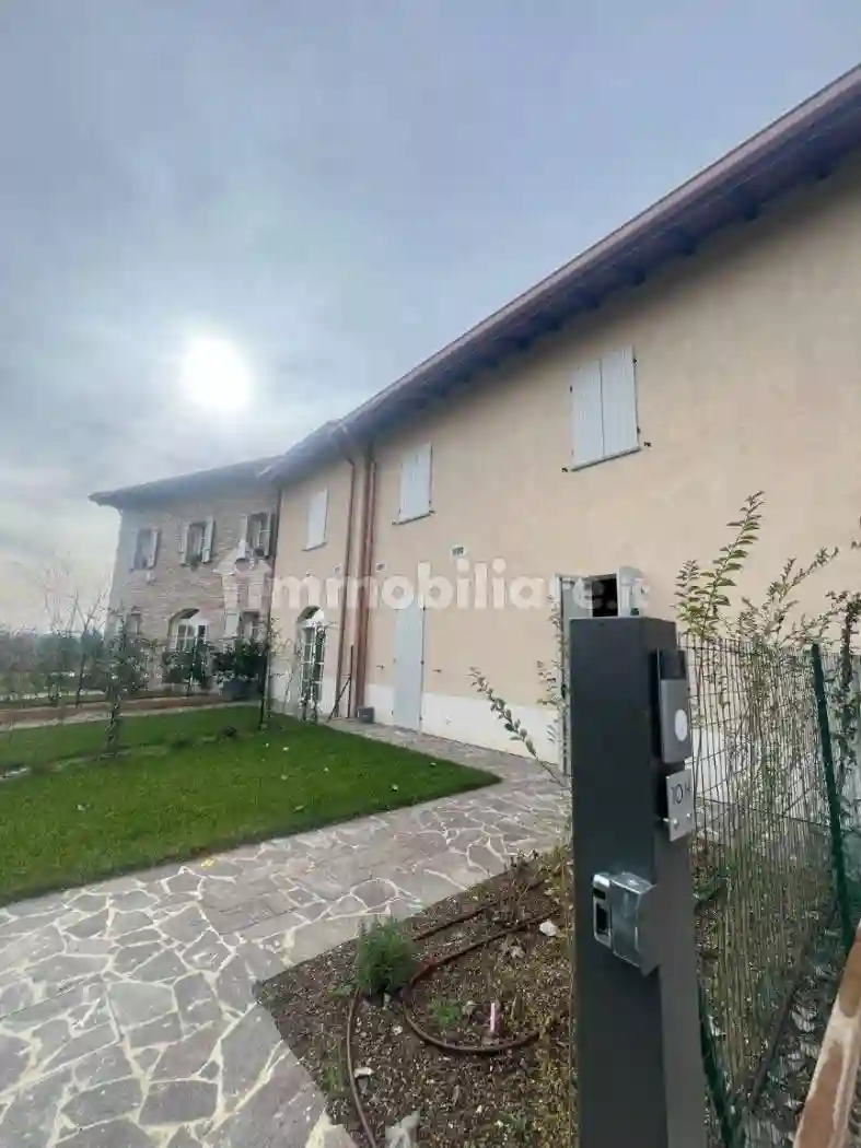 Villetta a schiera - foto 2