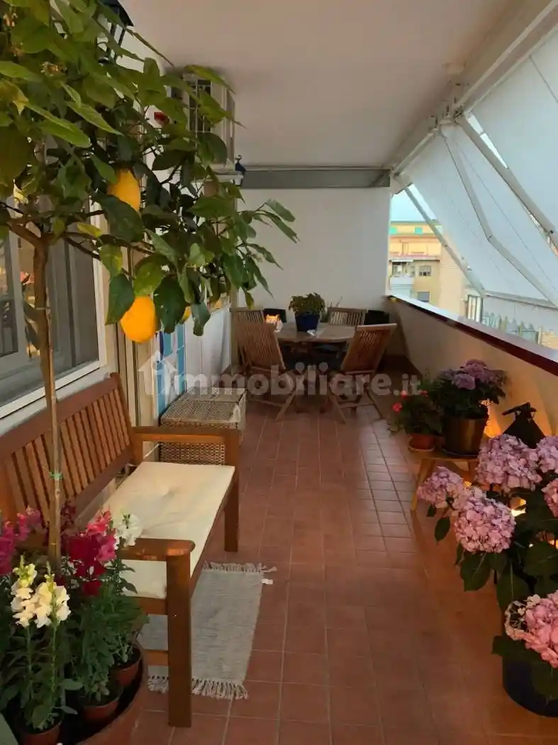 Appartamento in affitto a Napoli