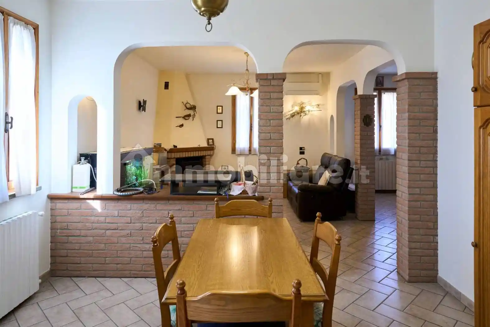 Rustico - Casale in vendita a Correggio