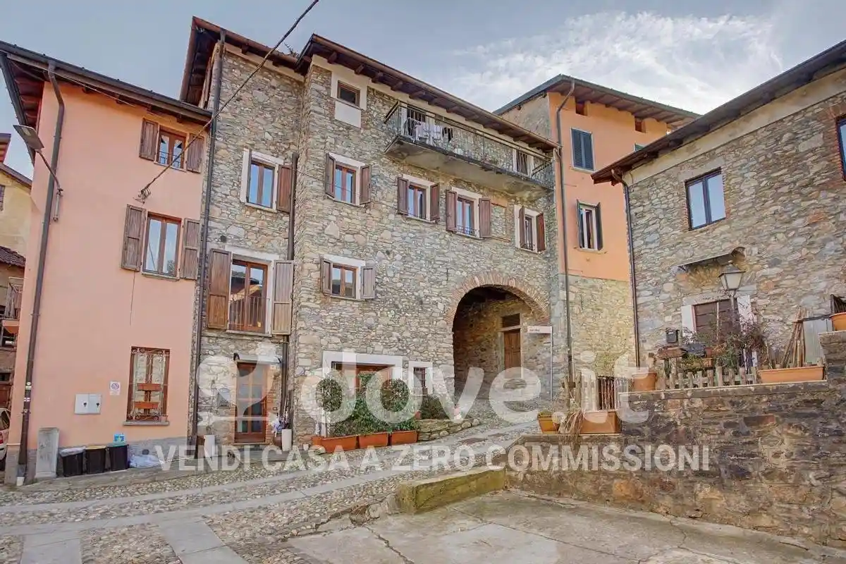 Appartamento in vendita a Valganna