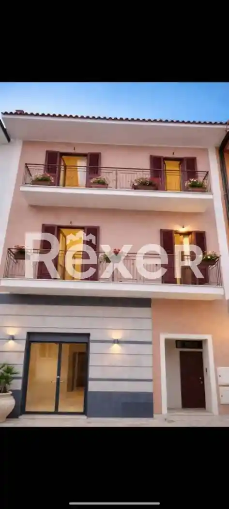 Palazzo - Edificio in vendita a Sparanise