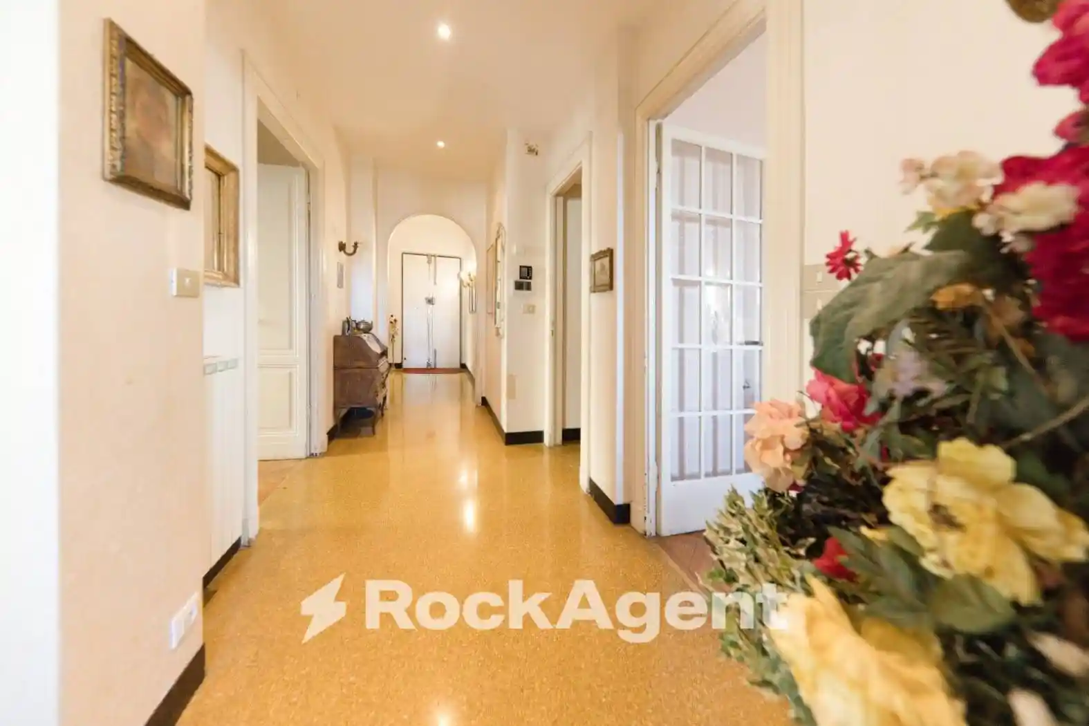 Appartamento in vendita a Genova