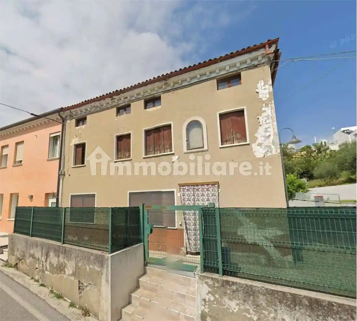 Appartamento in vendita a Pianezze