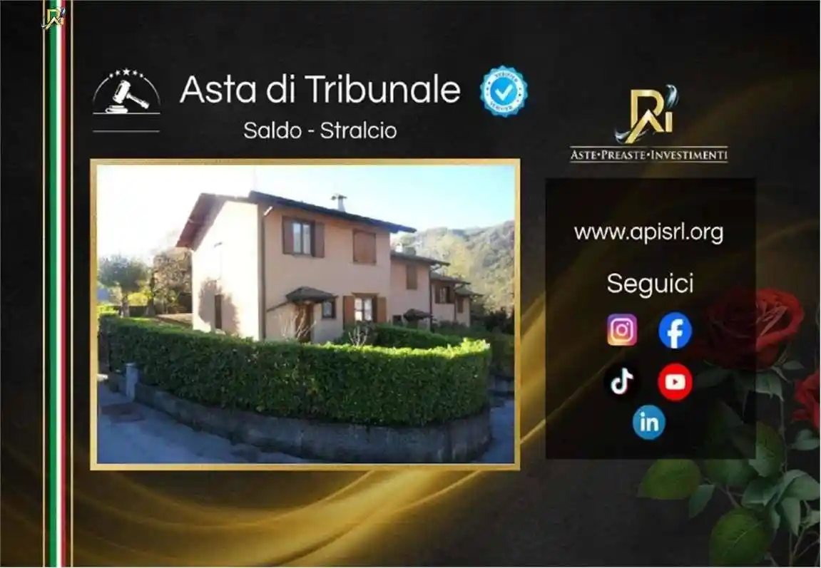 Villetta a schiera in vendita a Magreglio