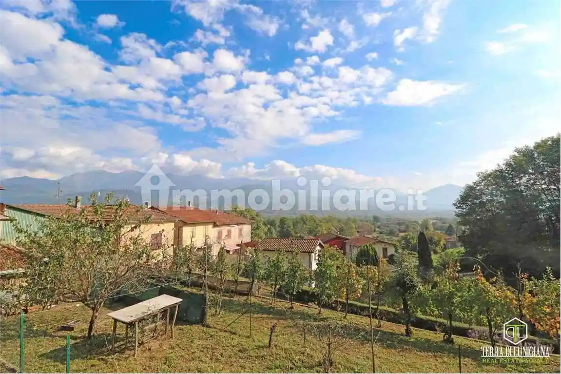 Casa indipendente in vendita a Mulazzo