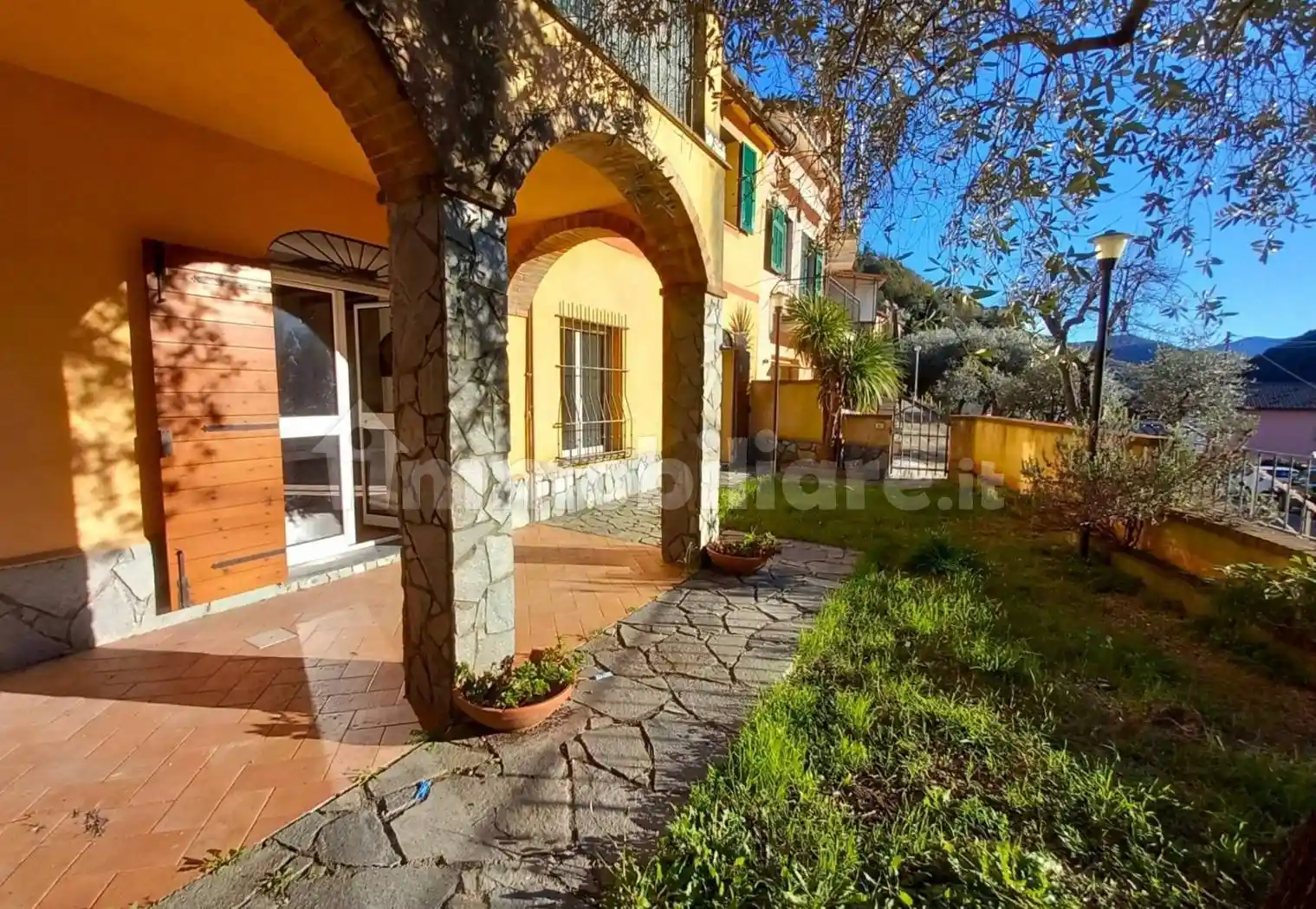 Appartamento in vendita a Avegno