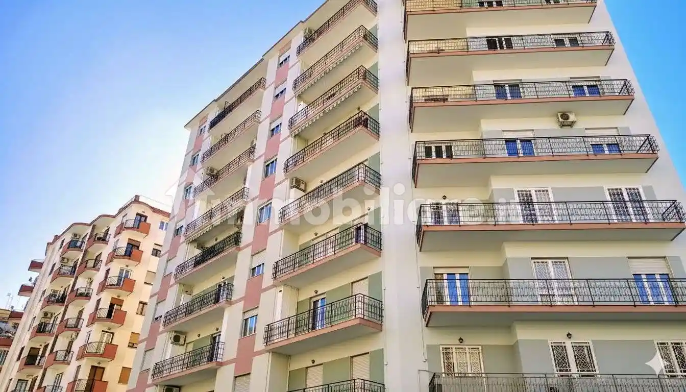 Appartamento in vendita a Napoli