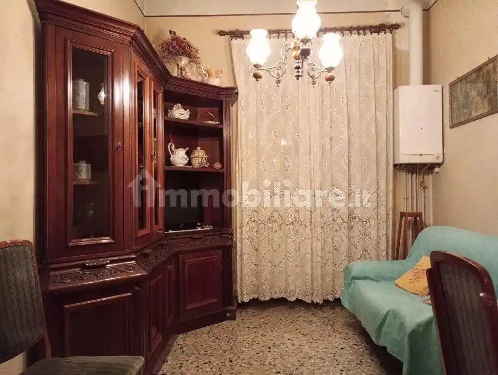 Appartamento in vendita a Piacenza