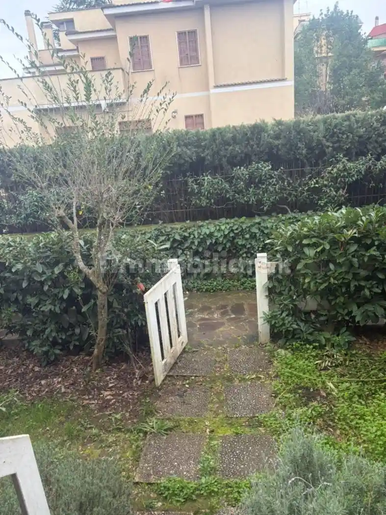 Villetta a schiera in affitto a Roma