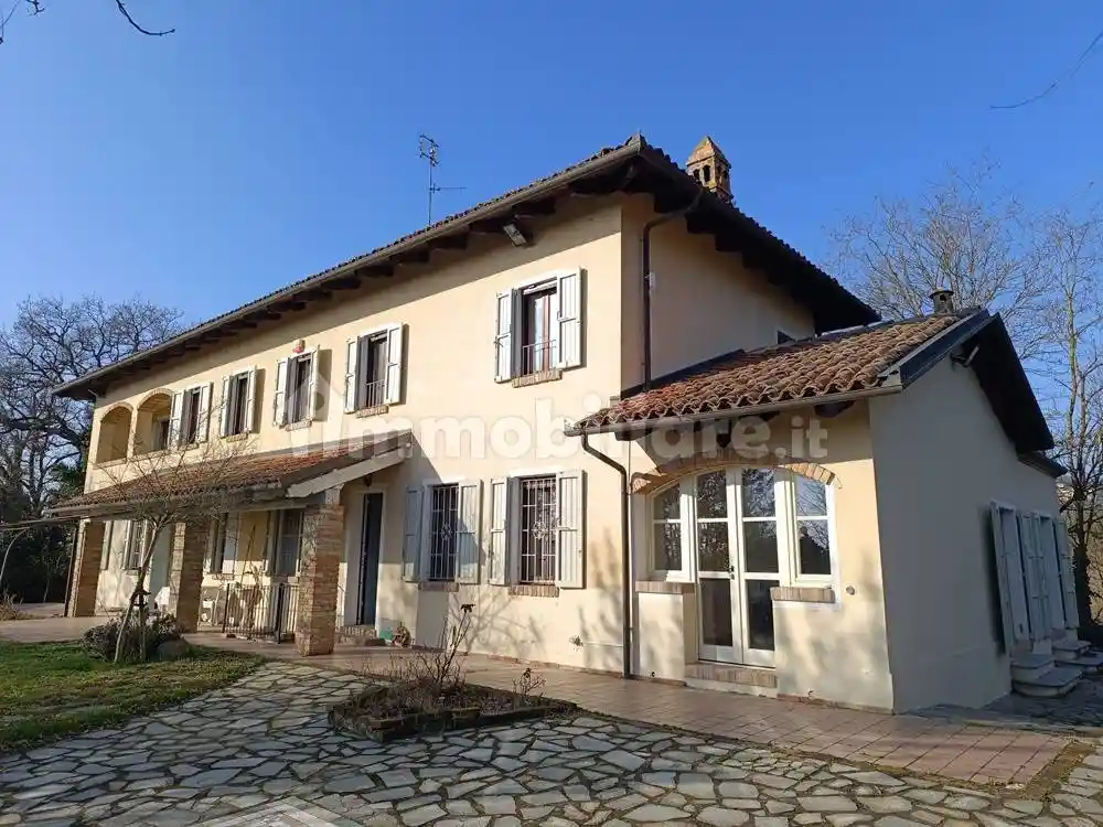 Rustico - Casale in vendita a Villadeati