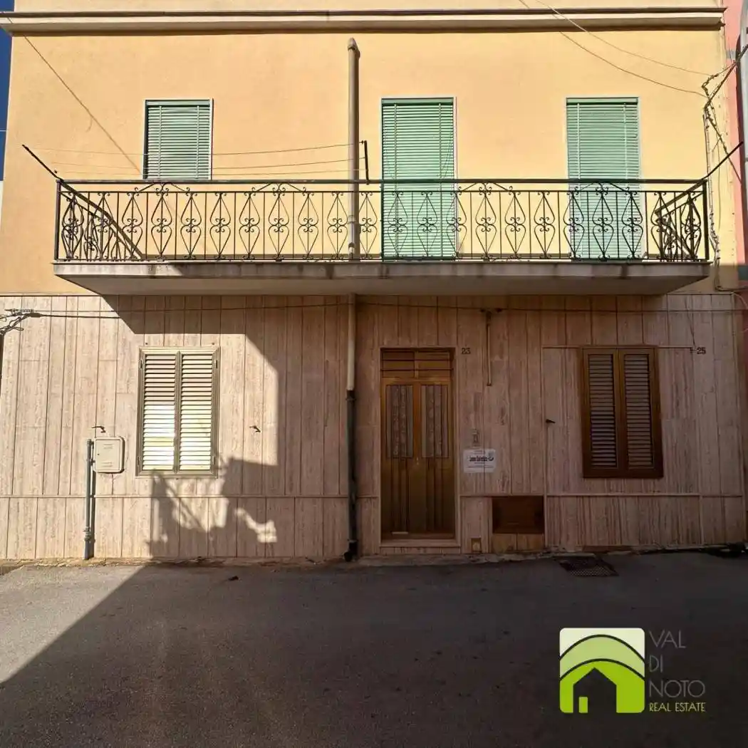 Casa indipendente in vendita a Noto