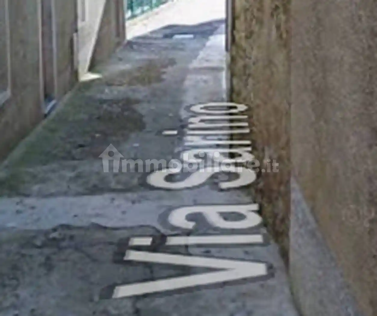 Appartamento in vendita a Carenno