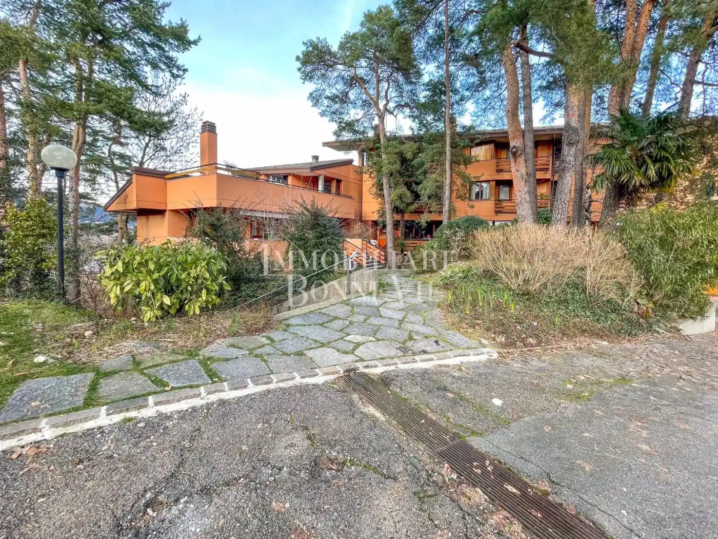 Appartamento in vendita a Varese