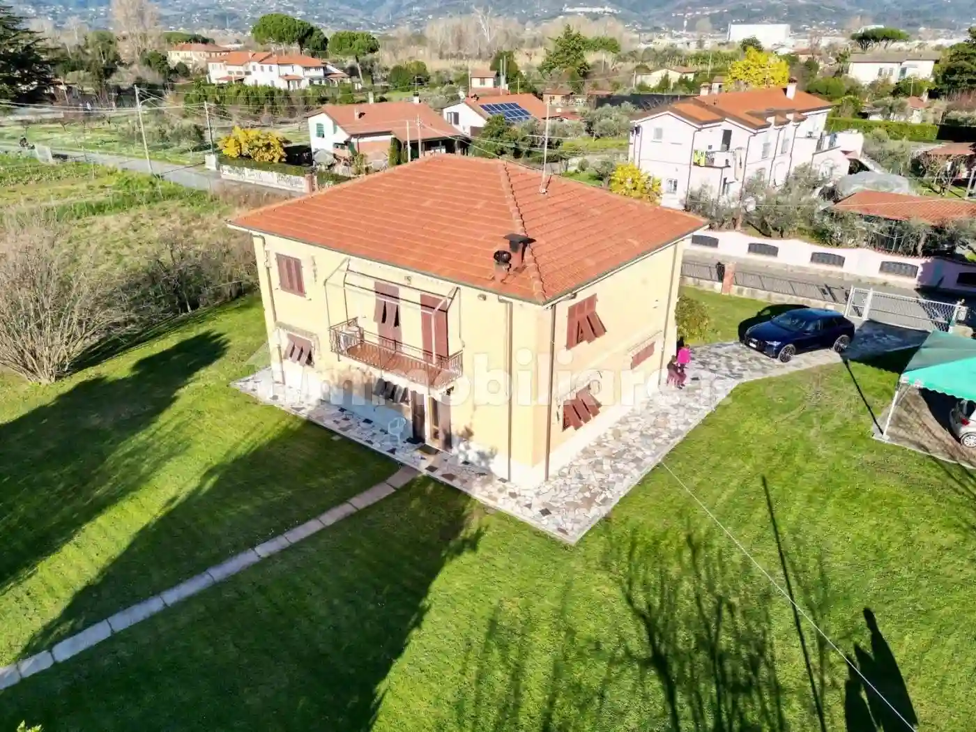 Villa - foto 2