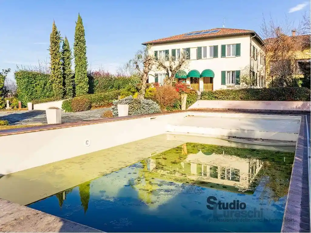 Villa in vendita a Paderno d'Adda