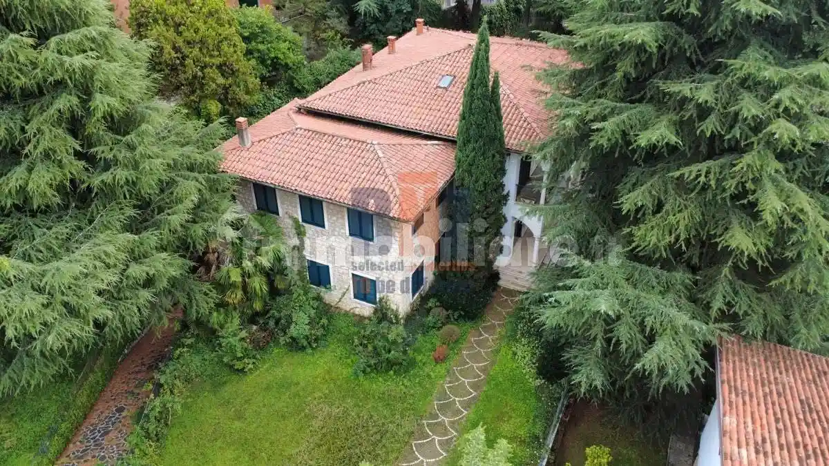 Villa in vendita a Brescia