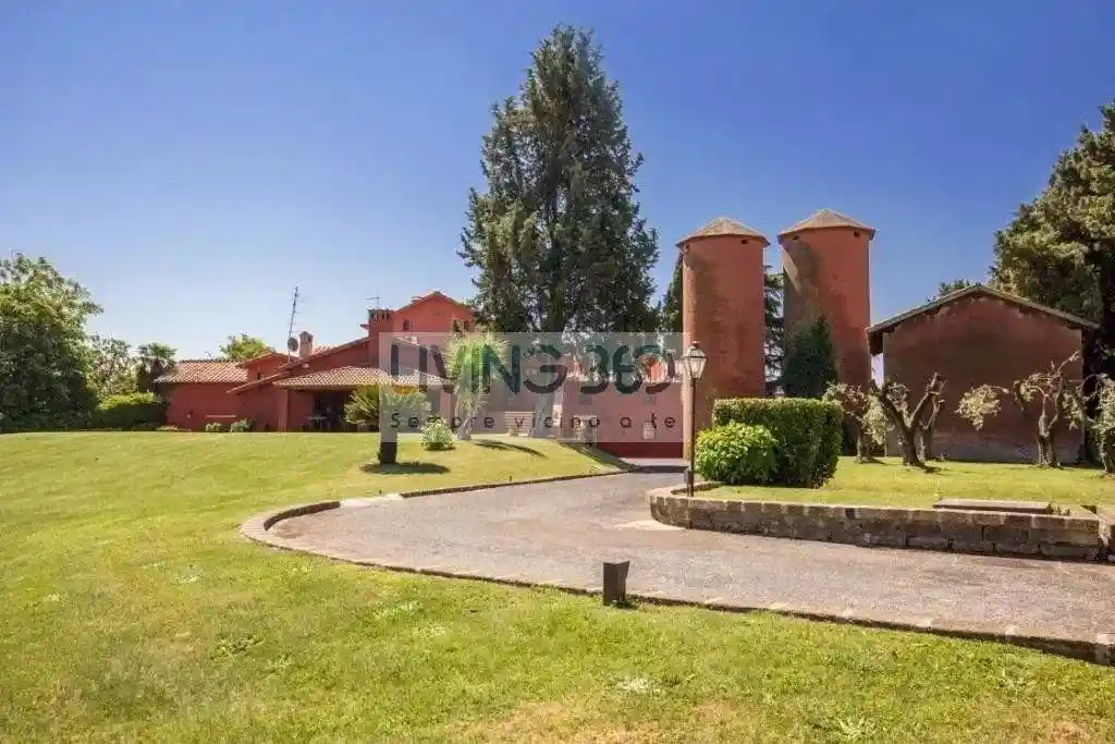 Villa in vendita a Roma