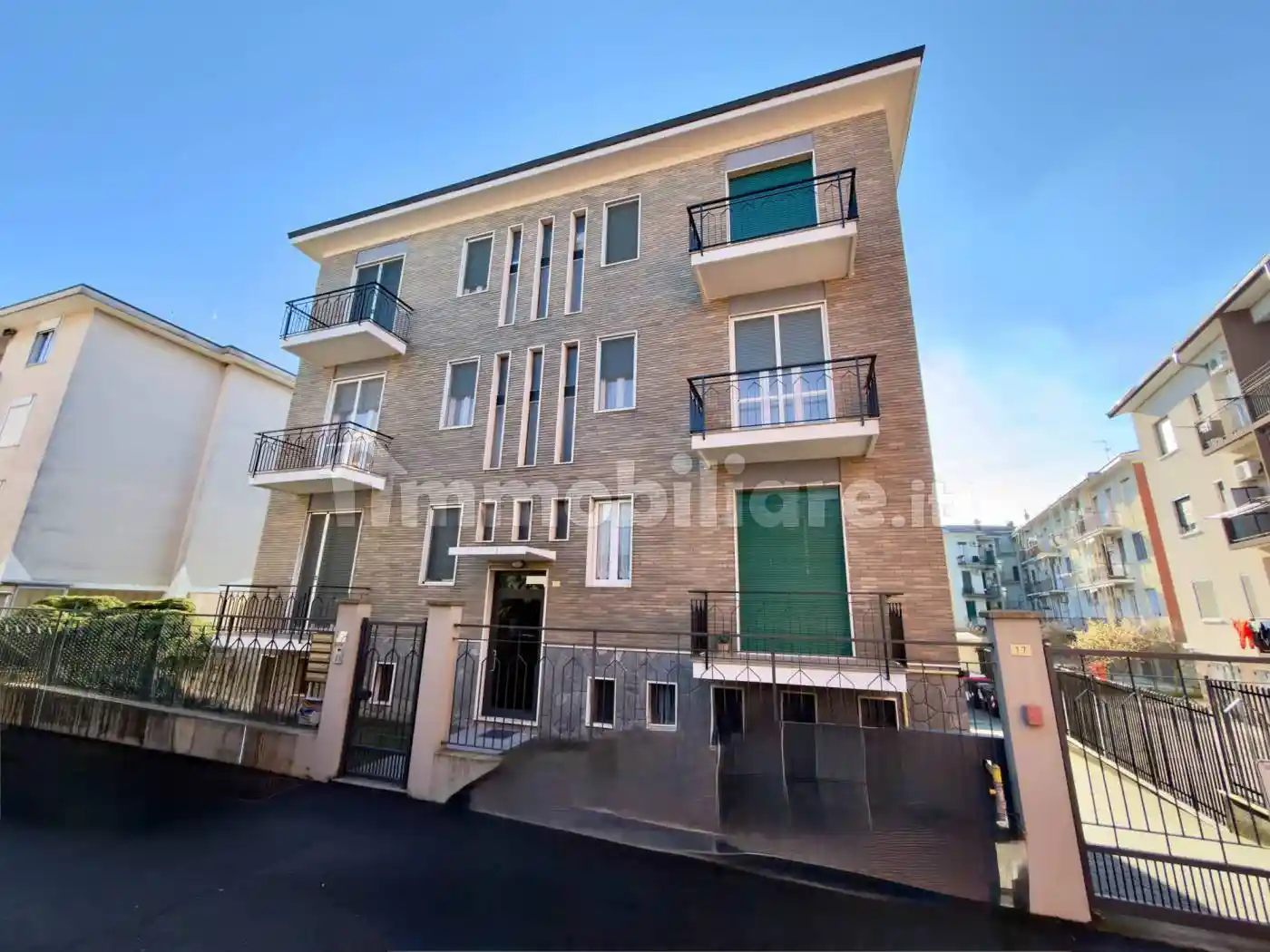 Appartamento in vendita a Novara