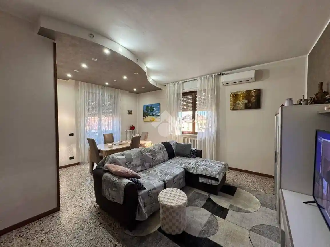 Appartamento in vendita a Bellinzago Novarese