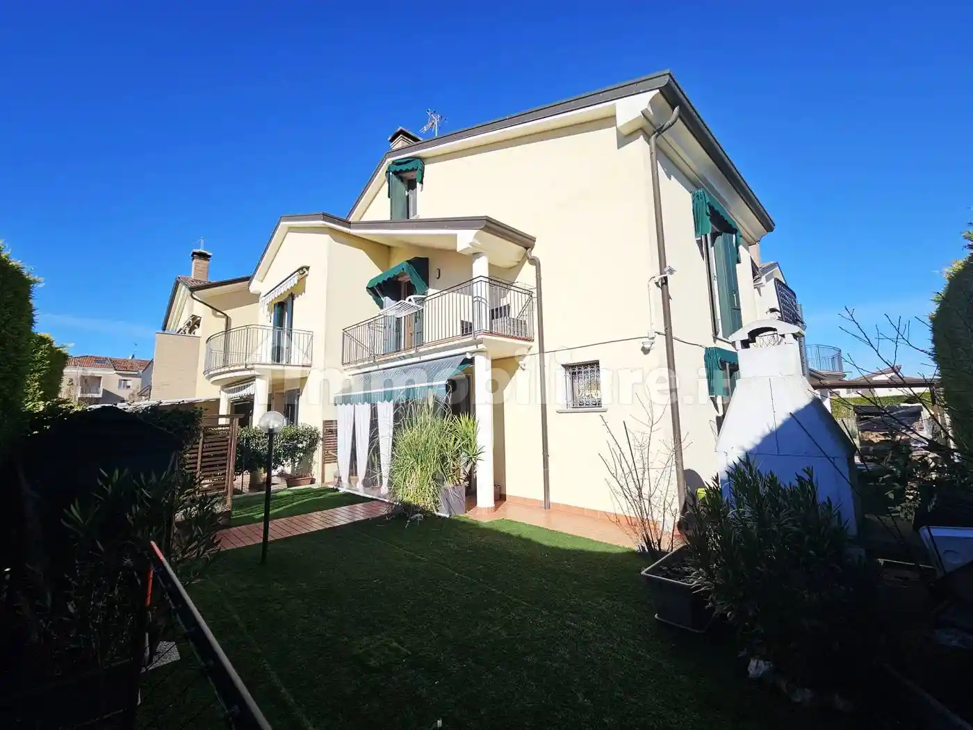 Villa in vendita a Legnaro