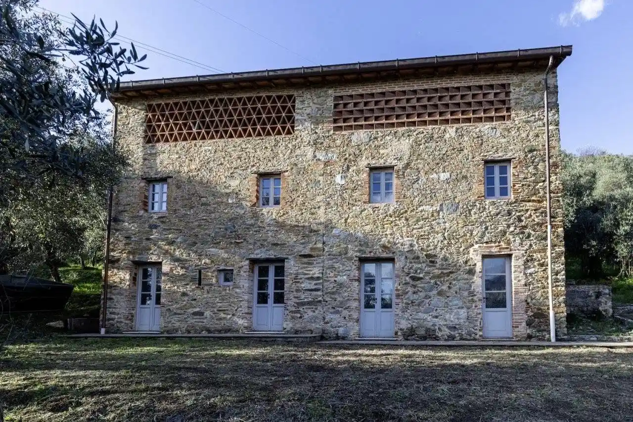 Rustico - Casale in vendita a Camaiore