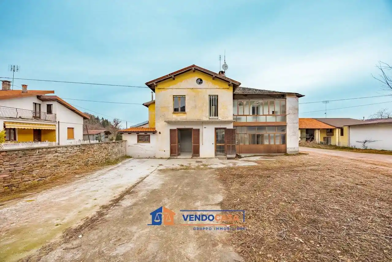 Villa in vendita a Boves