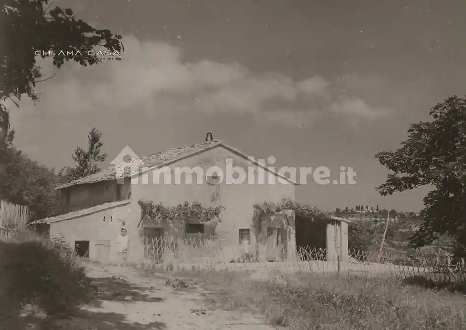 Rustico - Casale in vendita a Pesaro