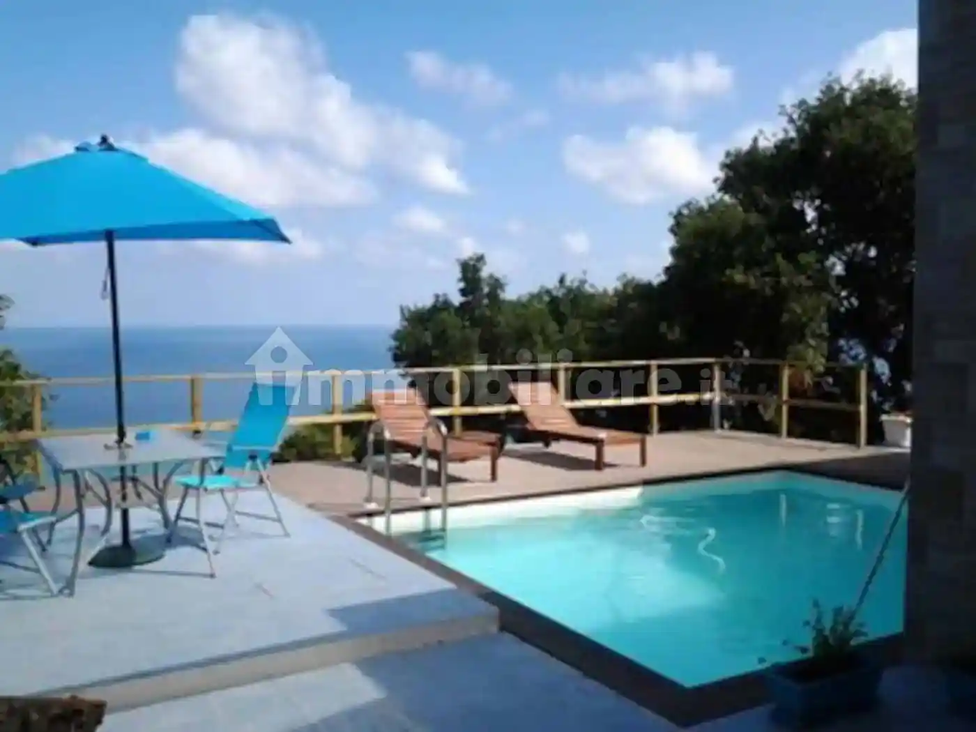 Appartamento in affitto a Caronia