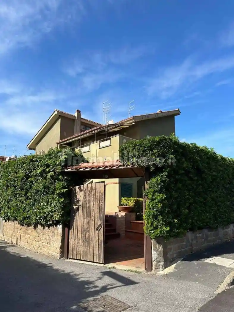 Appartamento in affitto a Cerveteri