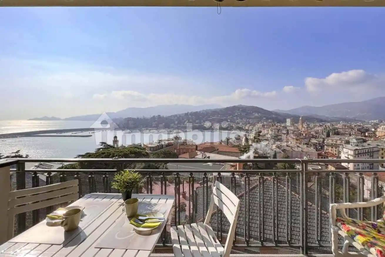 Appartamento in affitto a Rapallo
