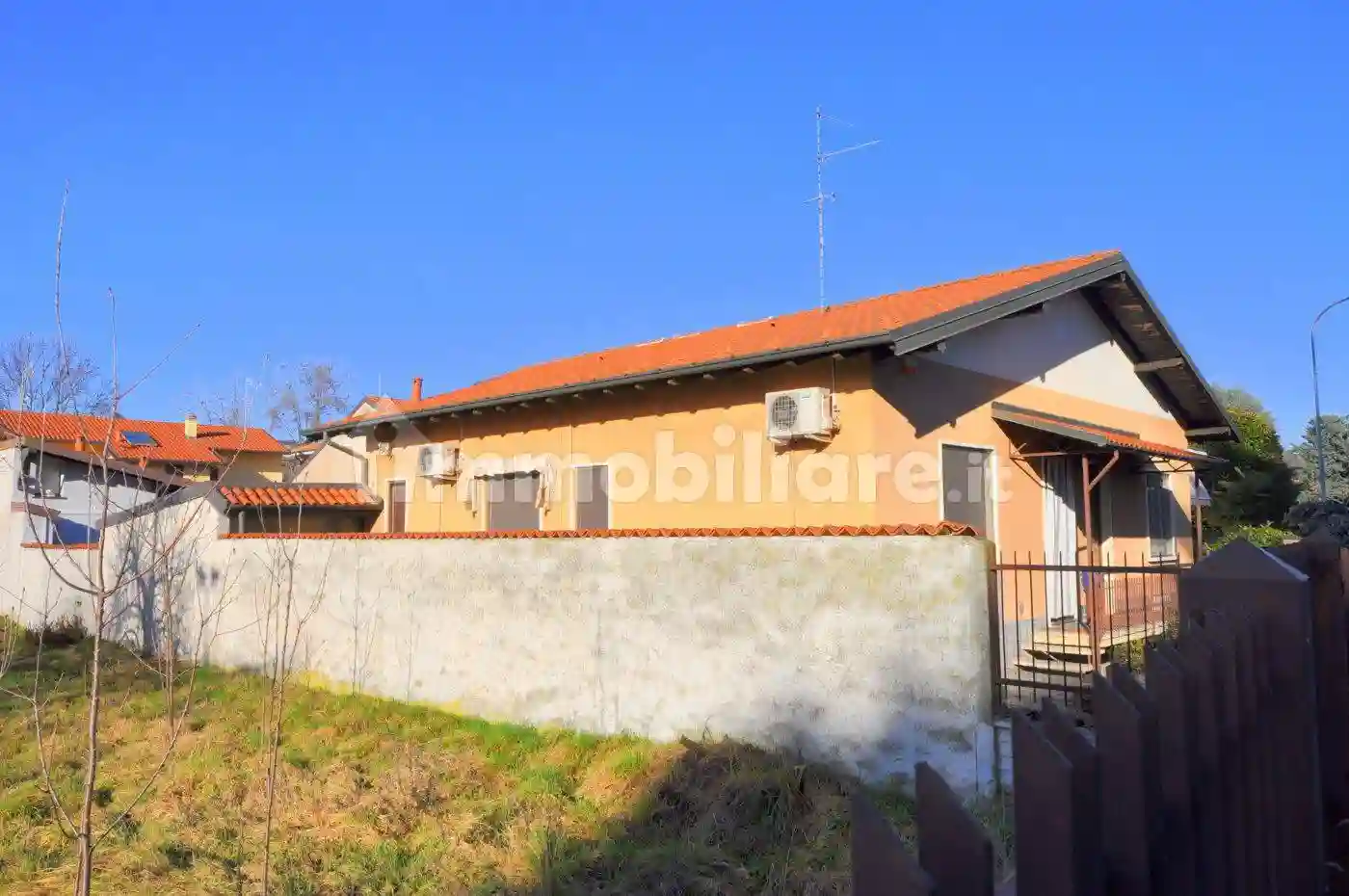 Villa - foto 2