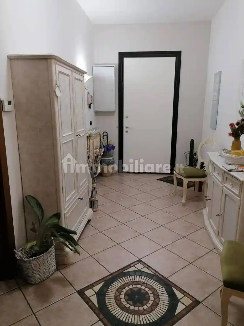 Casa indipendente in vendita a Prato