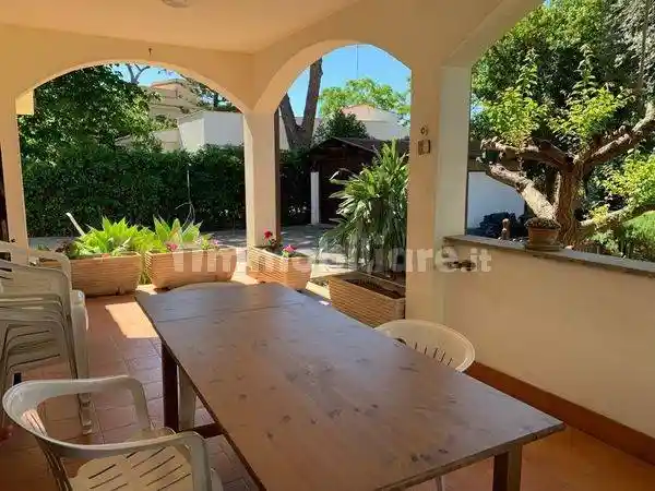 Villa in affitto a Santa Marinella