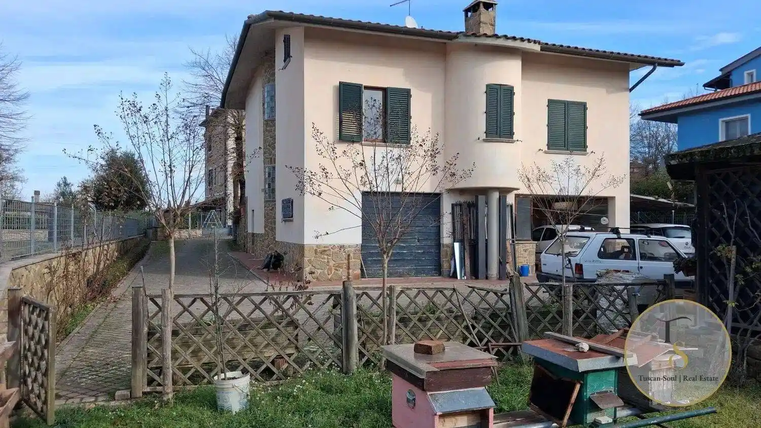 Villa in vendita a Asciano