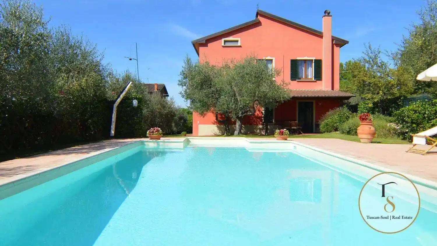 Villa in vendita a Castiglione del Lago