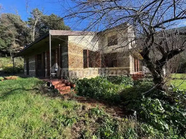 Villa in vendita a Montemurlo