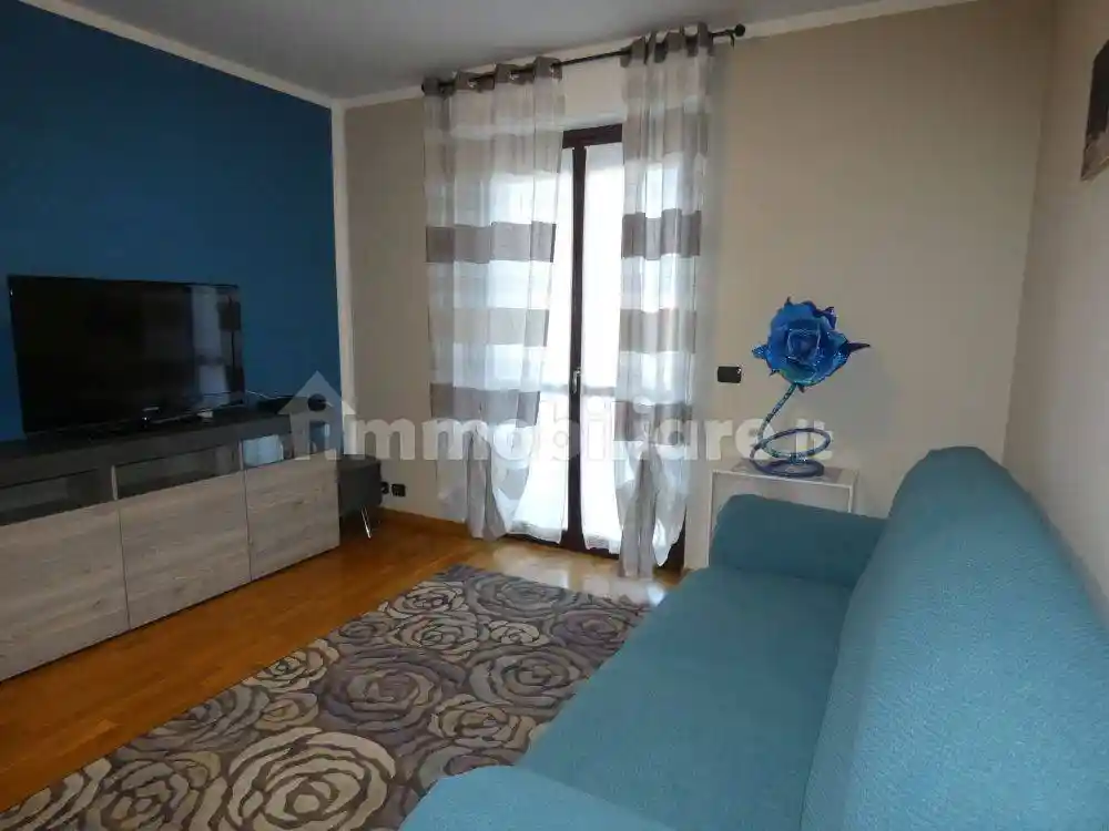 Appartamento in affitto a Alba