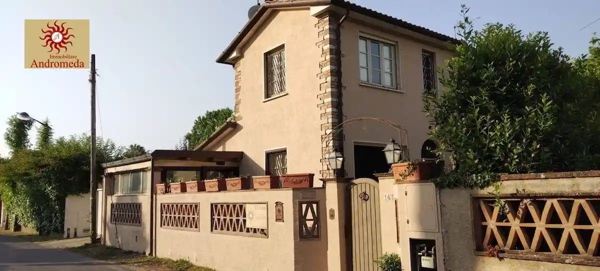 Villa in vendita a Forte dei Marmi