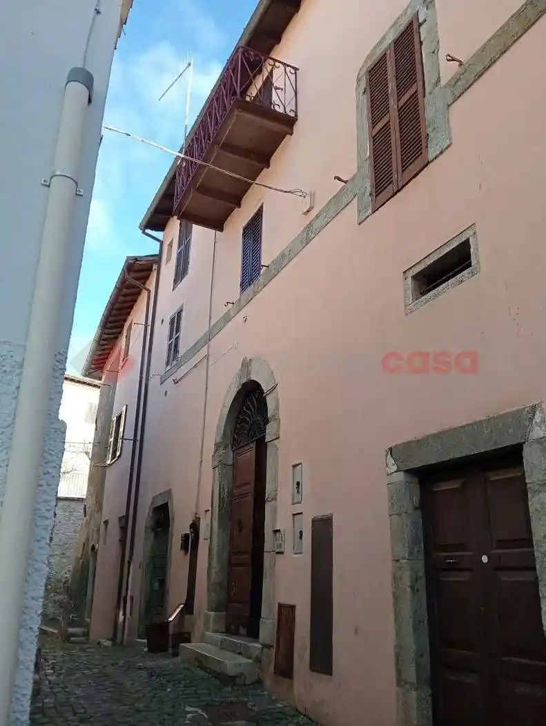 Appartamento in vendita a Riofreddo