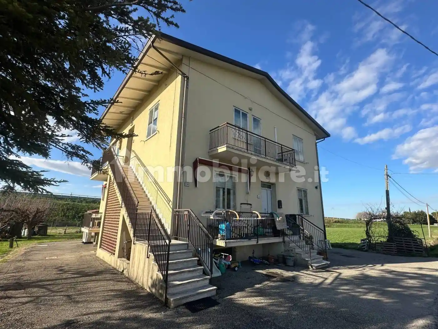 Villa in vendita a Imola